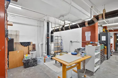1235 Yale Place Minneapolis MN 55403