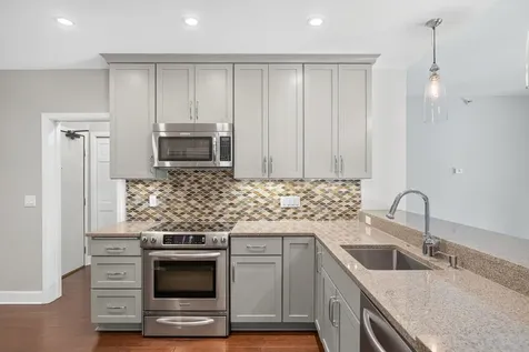 1235 Yale Place Minneapolis MN 55403