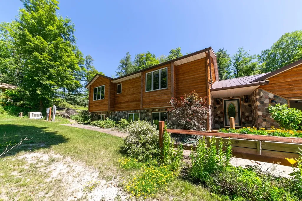 23354 Stark Road Cohasset MN 55721