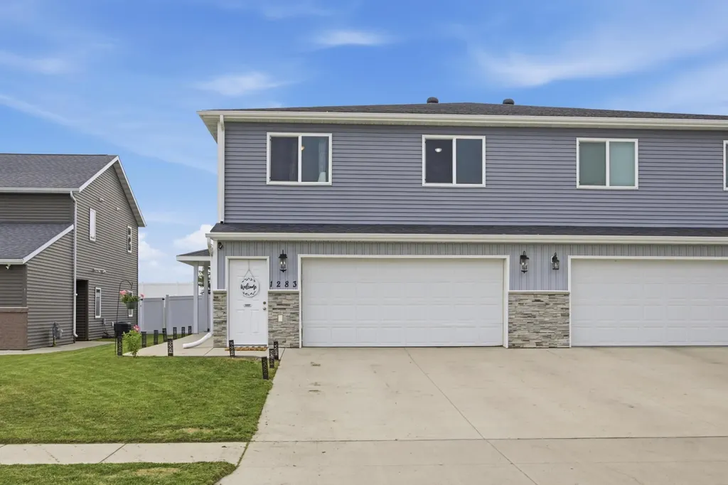 1283 4th Street NW West Fargo ND 58078