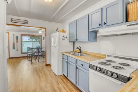 27096 Little Floyd Lake Road Detroit Lakes MN 56501