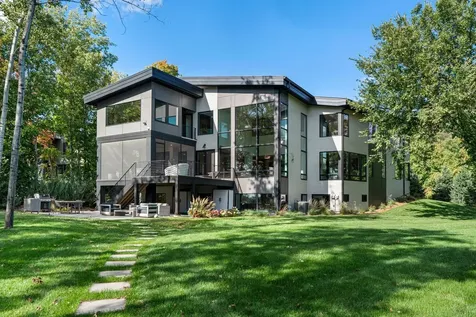 746 Peninsula Point Road Shakopee MN 55379