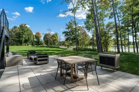 746 Peninsula Point Road Shakopee MN 55379