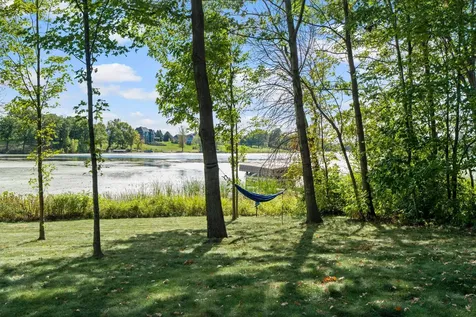 746 Peninsula Point Road Shakopee MN 55379
