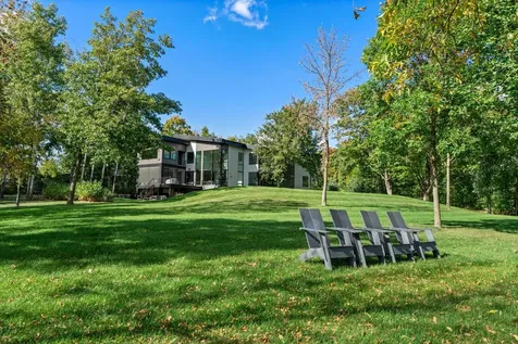 746 Peninsula Point Road Shakopee MN 55379