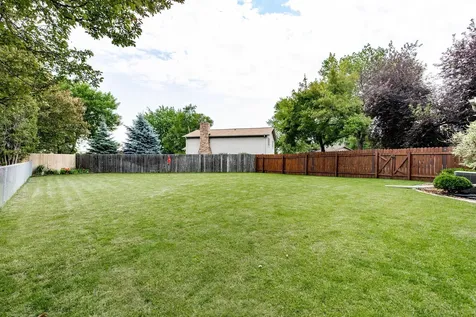 1632 Flickertail Circle S Fargo ND 58103