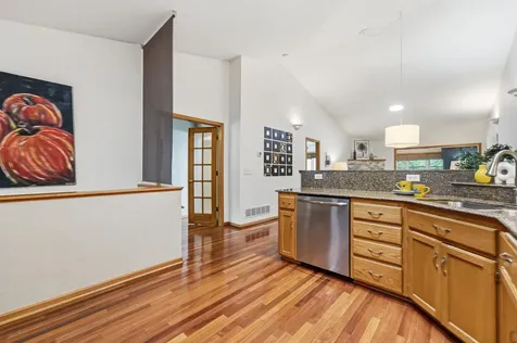 809 White Oak Court New Brighton MN 55112