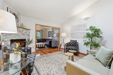 809 White Oak Court New Brighton MN 55112