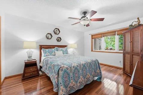 809 White Oak Court New Brighton MN 55112