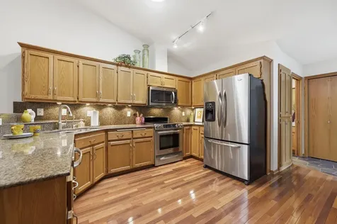 809 White Oak Court New Brighton MN 55112