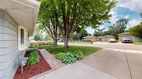1402 Marie Avenue Albert Lea MN 56007