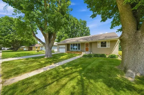 215 Meray Boulevard Mankato MN 56001
