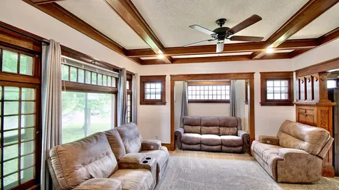404 1st Avenue SE Pine Island MN 55963