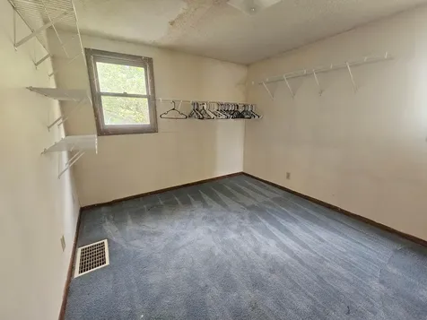237 E Nelson Avenue Warren MN 56762