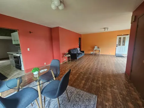 237 E Nelson Avenue Warren MN 56762