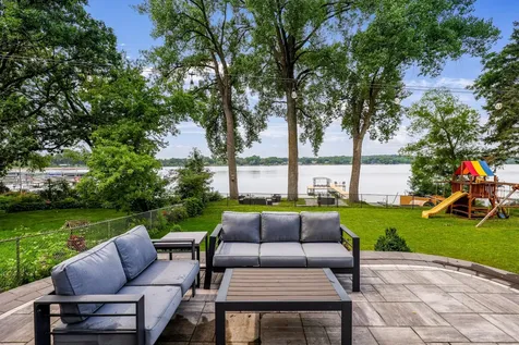 9934 199th Street W Lakeville MN 55044
