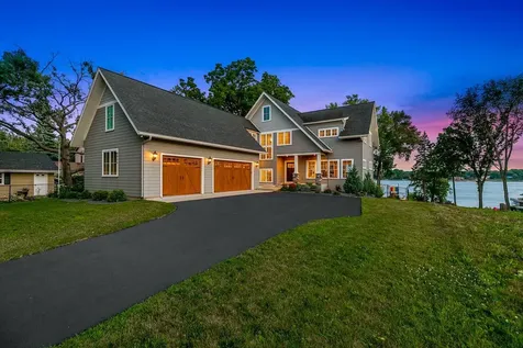 9934 199th Street W Lakeville MN 55044
