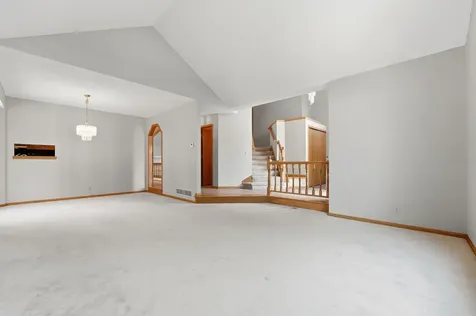 1827 Hydram Avenue N Oakdale MN 55128