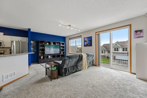 20651 Hampshire Way Lakeville MN 55044
