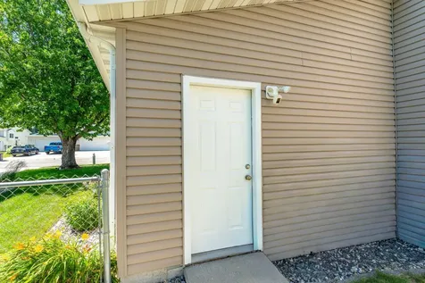 624 29th Street N Moorhead MN 56560