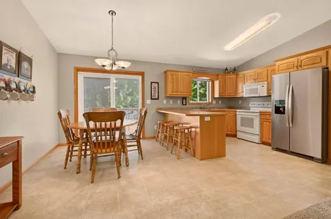 624 29th Street N Moorhead MN 56560