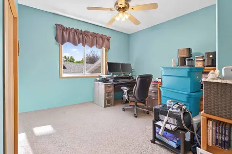624 29th Street N Moorhead MN 56560