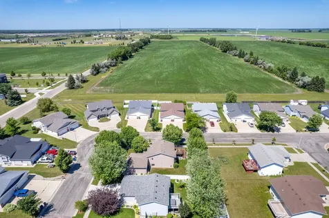 624 29th Street N Moorhead MN 56560