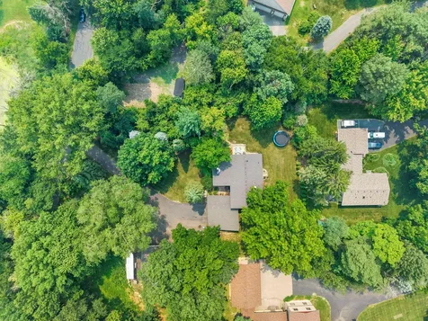 7920 Hill Trail N Lake Elmo MN 55042