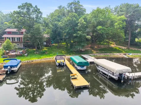 7920 Hill Trail N Lake Elmo MN 55042