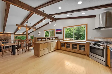 7920 Hill Trail N Lake Elmo MN 55042