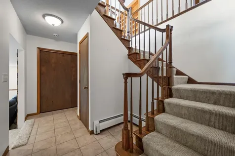 7920 Hill Trail N Lake Elmo MN 55042
