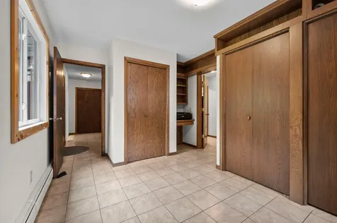 7920 Hill Trail N Lake Elmo MN 55042