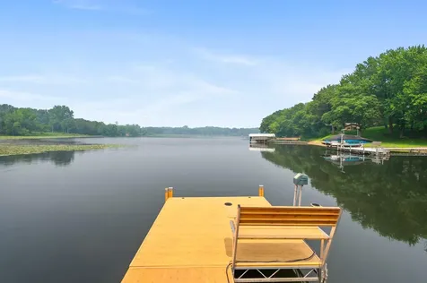 7920 Hill Trail N Lake Elmo MN 55042