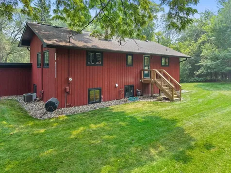 7920 Hill Trail N Lake Elmo MN 55042