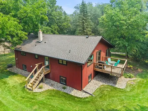 7920 Hill Trail N Lake Elmo MN 55042