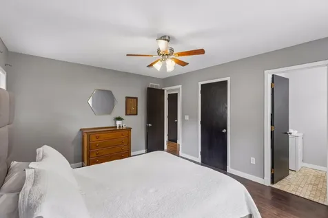 1848 Evergreen Draw Woodbury MN 55125