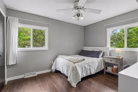 1848 Evergreen Draw Woodbury MN 55125