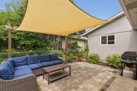 1848 Evergreen Draw Woodbury MN 55125