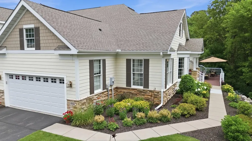 4910 Steeplechase Court Eagan MN 55122