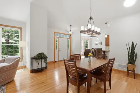 4910 Steeplechase Court Eagan MN 55122