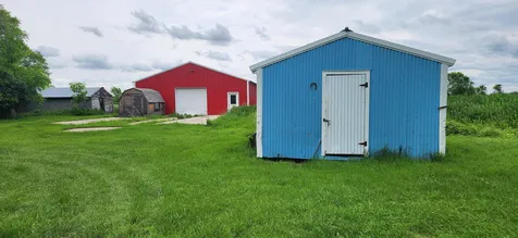 27560 280th Avenue SE Brooks MN 56715