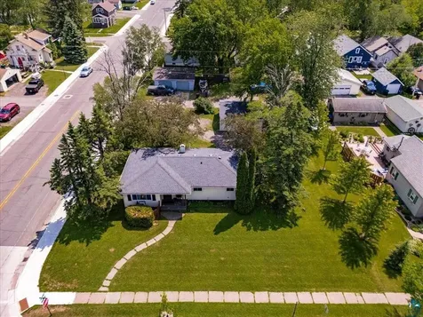 702 N 21st Street Superior WI 54880