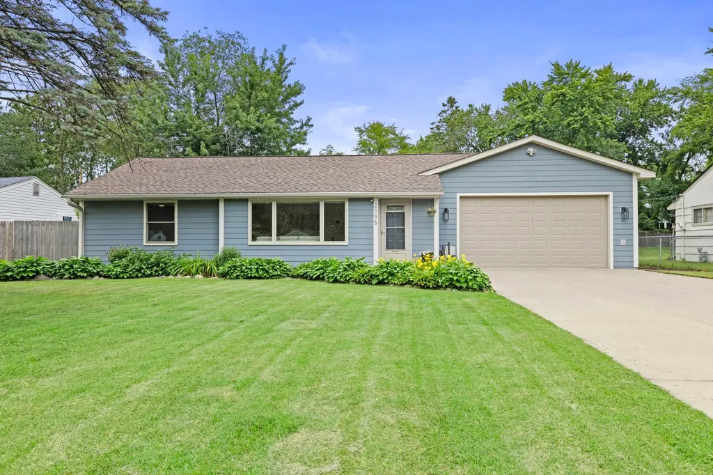 2095 Blomquist Avenue White Bear Lake MN 55110