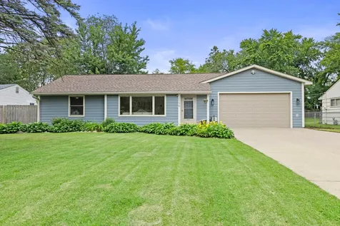 2095 Blomquist Avenue White Bear Lake MN 55110