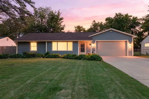 2095 Blomquist Avenue White Bear Lake MN 55110