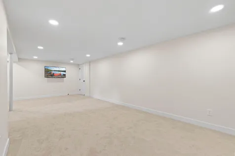 2095 Blomquist Avenue White Bear Lake MN 55110