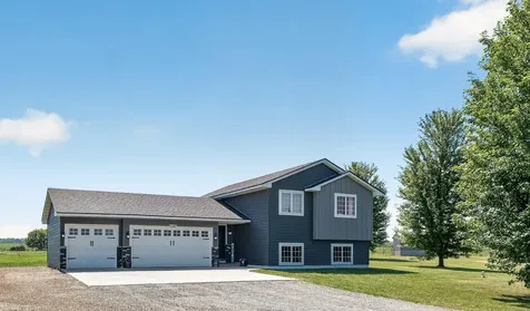 13487 Saint Croix Trail North Branch MN 55056