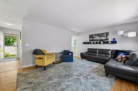 112504 Ramsey Court Chaska MN 55318