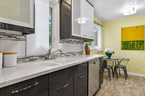 112504 Ramsey Court Chaska MN 55318