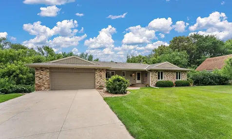 12680 N Shannon Drive Shakopee MN 55379